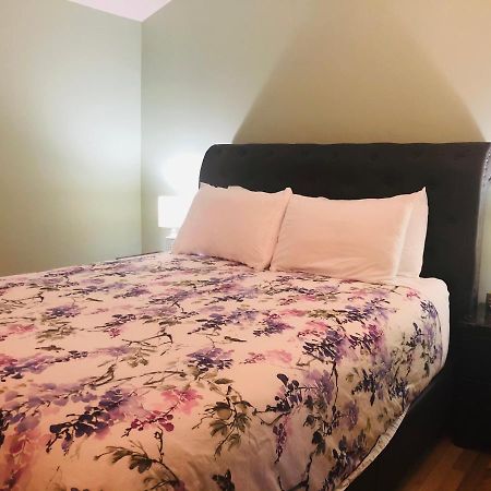 Midnight Sun Vacation Home وايتهورس المظهر الخارجي الصورة