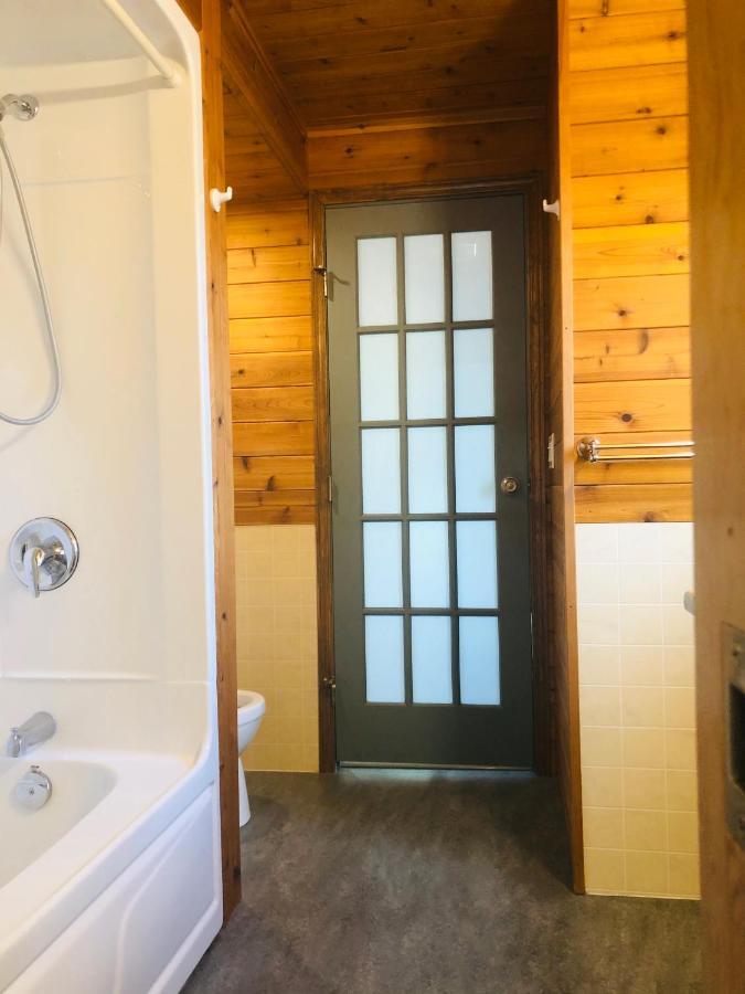 Midnight Sun Vacation Home وايتهورس المظهر الخارجي الصورة