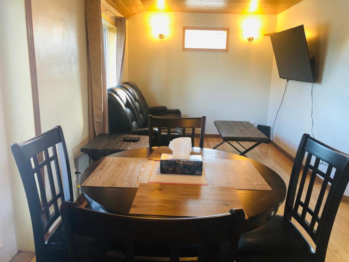 Midnight Sun Vacation Home وايتهورس المظهر الخارجي الصورة